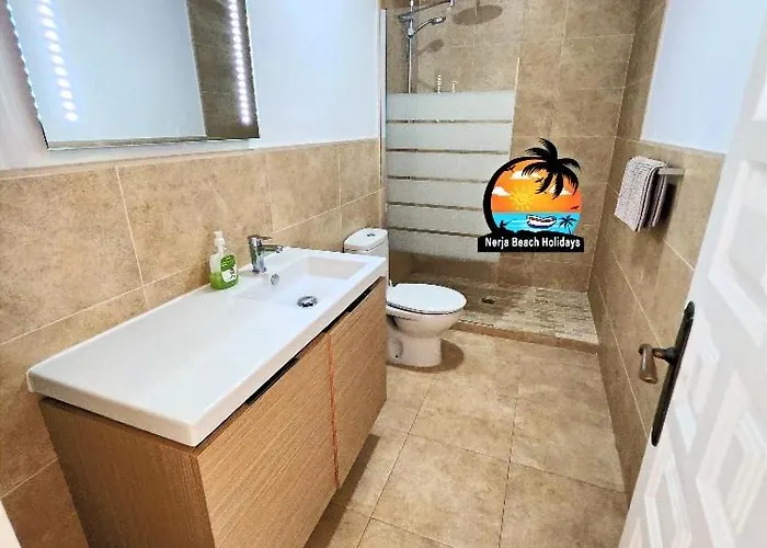 Modern 2 Bedroom Near Burriana *