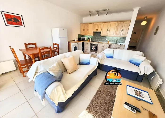 Modern 2 Bedroom Near Burriana *