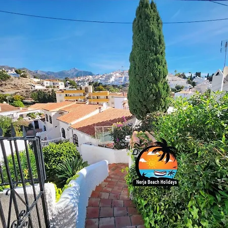 Modern 2 Bedroom Near Burriana Daire *