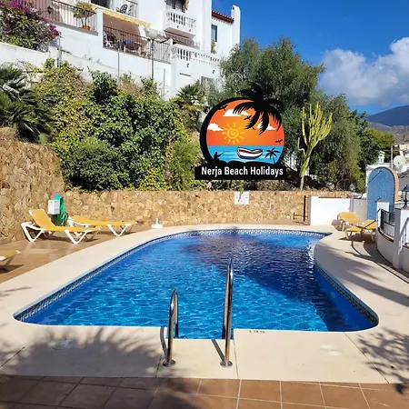 Modern 2 Bedroom Near Burriana Daire *